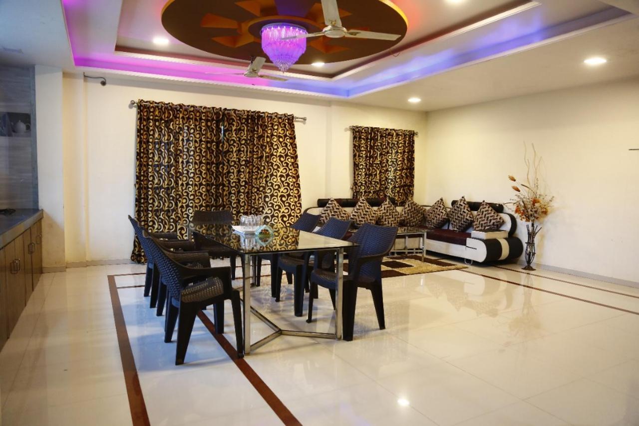 Hotel Shriyan Mahābaleshwar Quarto foto